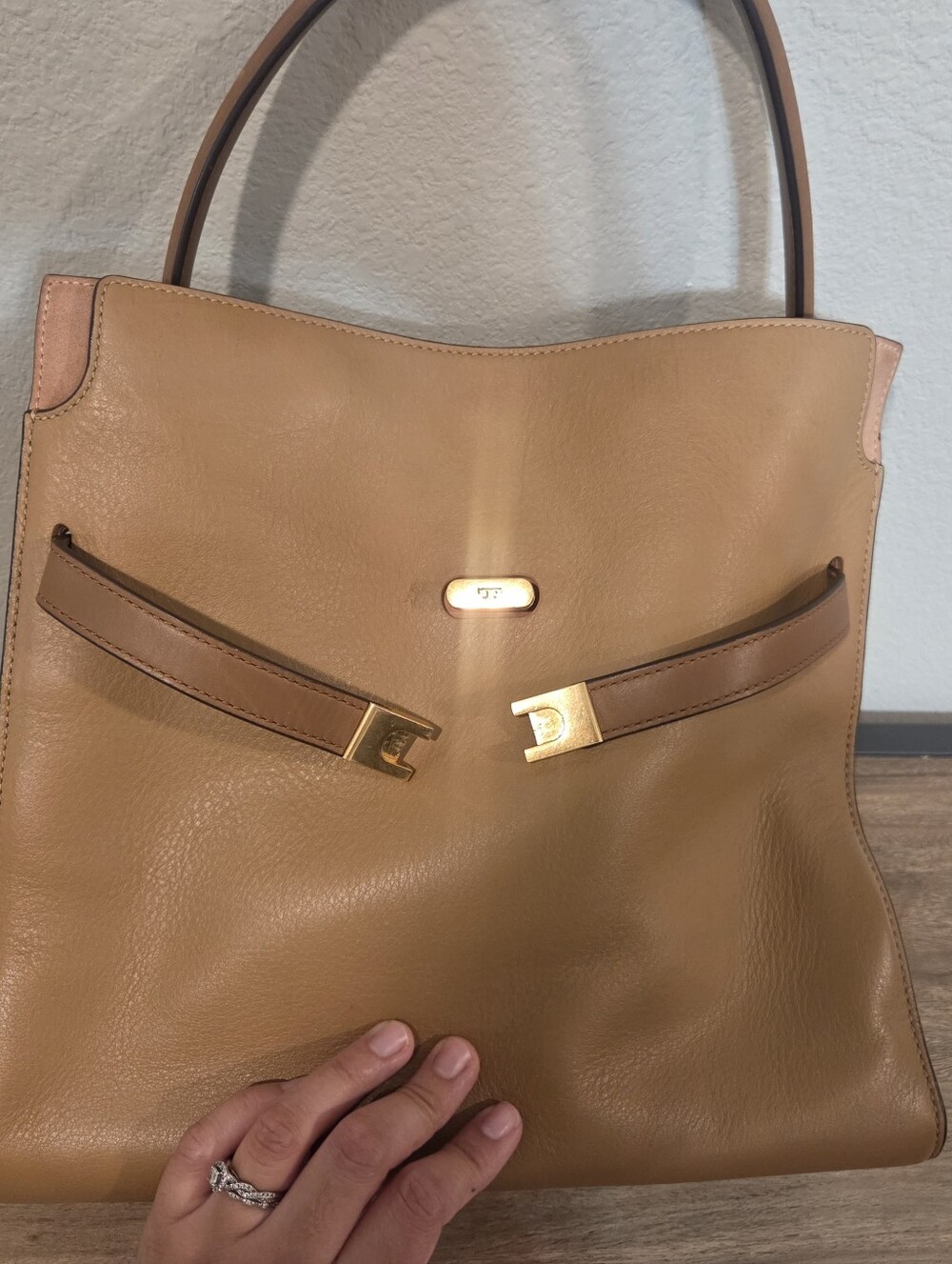 Large Tory Burch Lee Radziwill
